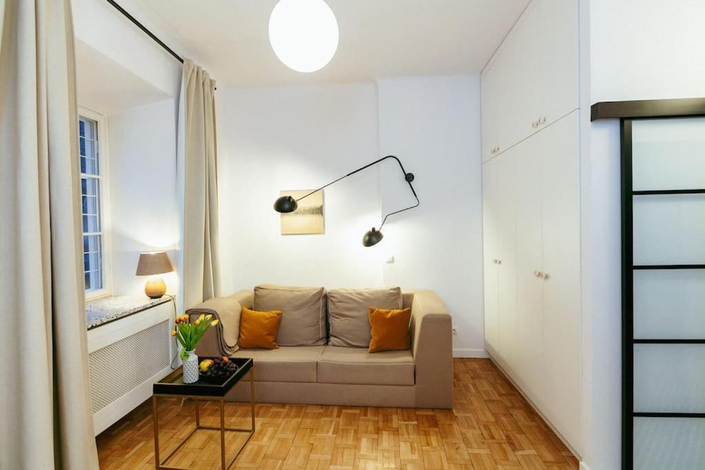 Charming Next To The Old Town! Warszawa