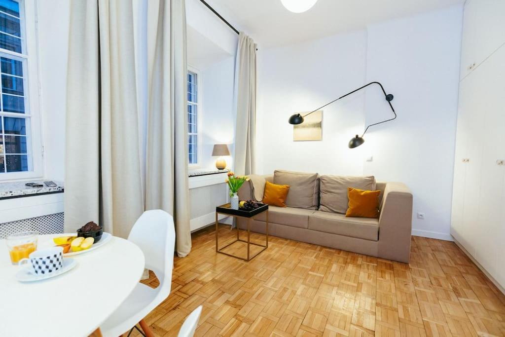 Charming Next To The Old Town! Apartament *